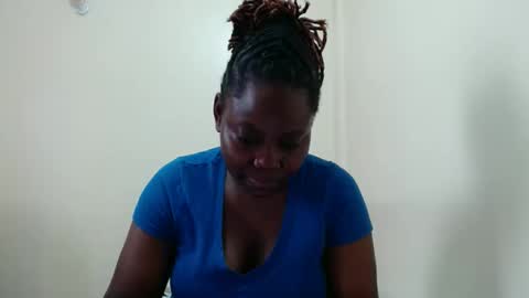 alicialust1 online show from March 9, 5:33 am