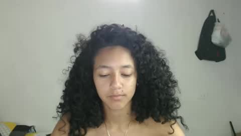 Snapshot of alicie_sexy_hot_20 chatting on February 26, 1:32 pm ana online show from February 26, 1:32 pm