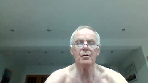 Alickadoo online show from July 5, 8:49 pm