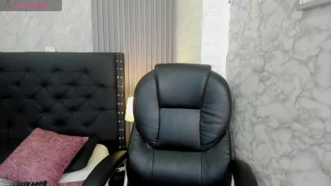 alicya online show from May 14, 12:03 pm