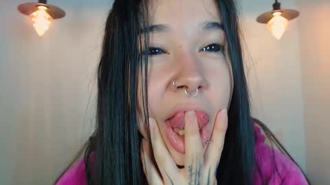    online show from February 19, 3:16 am