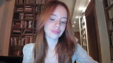 aliensi online show from February 25, 7:39 pm