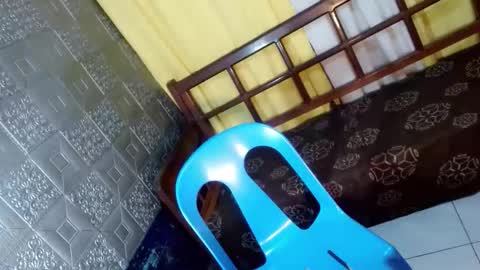 aliexagrey online show from April 25, 9:33 am