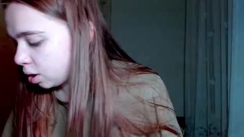 Alice online show from December 4, 3:37 pm