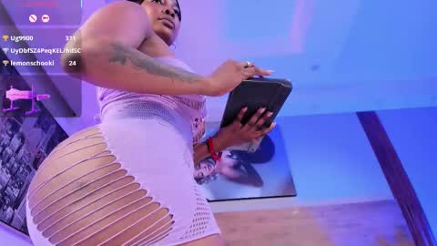 Alisson online show from February 25, 4:43 pm