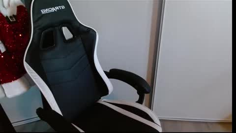 Alina and luke online show from November 29, 8:38 pm