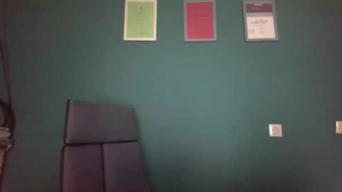 Chris online show from April 1, 1:41 pm