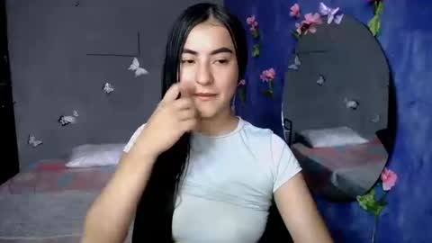 Alis jines   online show from September 18, 4:33 pm