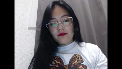 alisha_9997 online show from November 16, 7:16 pm