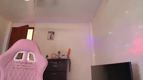 Snapshot of alissa_grey2 chatting on October 21, 10:53 am Alissa online show from October 21, 10:53 am