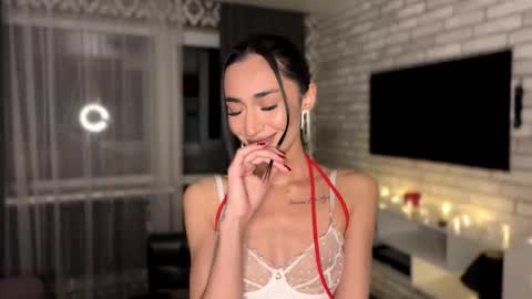 Alissa online show from November 1, 8:30 pm