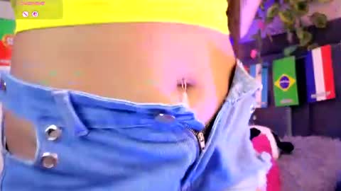 alisse_xx online show from July 4, 4:27 am