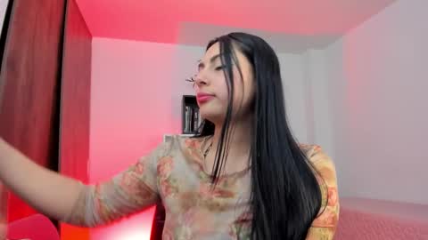 Snapshot of alissia_viera chatting on October 21, 9:07 pm iraide online show from October 21, 9:07 pm