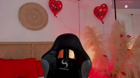 alisson_girl_ online show from February 14, 8:00 pm