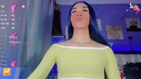 Snapshot of aliz_free chatting on January 29, 3:33 am aliz_free online show from January 29, 3:33 am