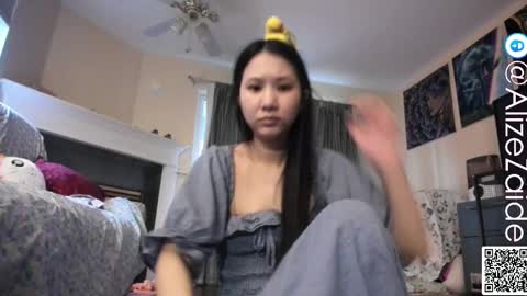 Alize Zaide online show from December 14, 7:20 pm