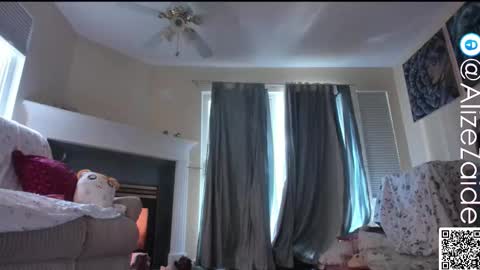 Alize Zaide online show from February 23, 8:44 pm