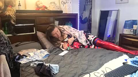 Stormy Day  online show from December 8, 7:58 am