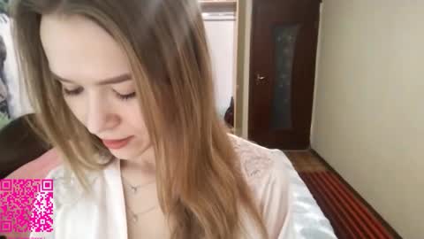 Anna online show from December 17, 10:33 am