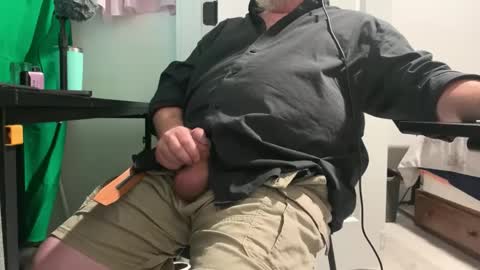 Allergictolove online show from September 22, 10:36 pm