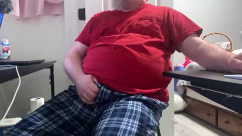 Allergictolove online show from February 24, 12:35 am