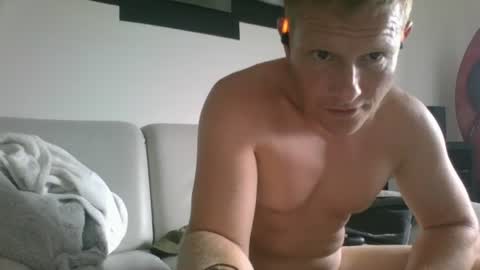 alles594462 online show from July 1, 8:34 am
