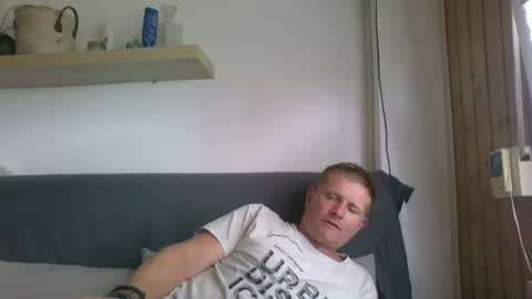 alles594462 online show from July 4, 11:58 am