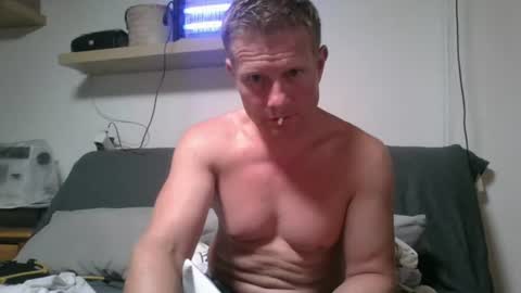 alles594462 online show from July 9, 8:46 pm