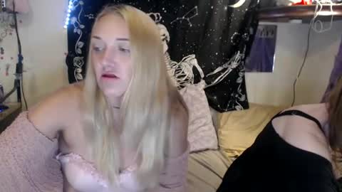 allforthedxll online show from March 12, 9:23 am