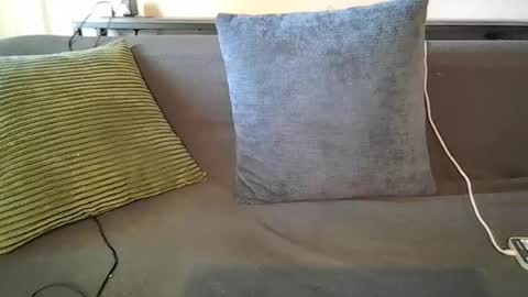alliebearx online show from July 16, 1:09 am