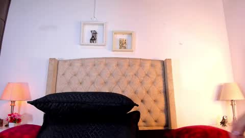 allisson online show from December 15, 12:12 pm