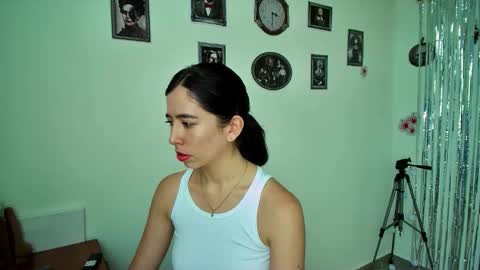 Alli online show from October 27, 8:09 pm