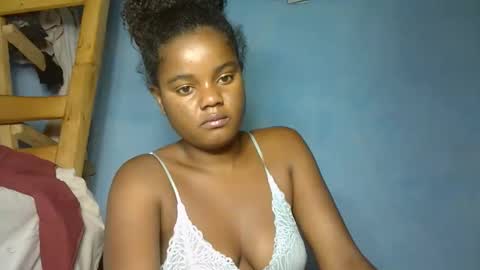 allizida01 online show from November 25, 8:07 pm