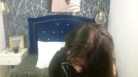 alison online show from May 25, 7:53 pm