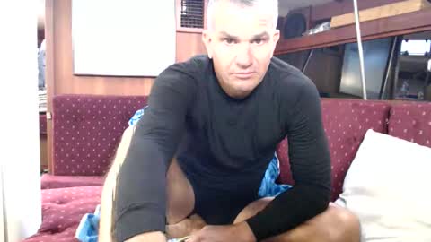 allnaked4 online show from May 30, 7:23 pm