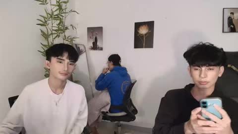 kim and josh online show from May 13, 7:01 pm