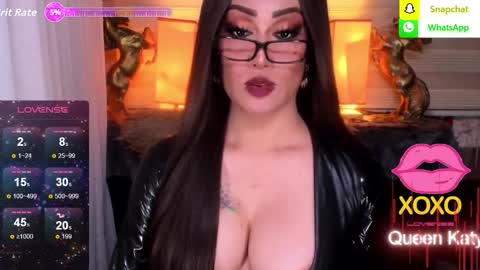 Queen Majesty Katy online show from November 12, 5:37 pm