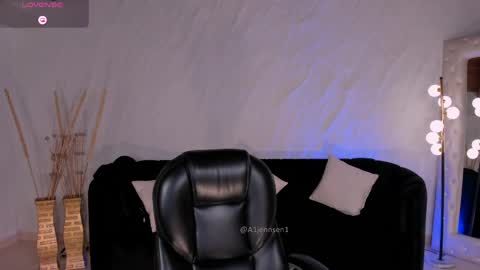 Alisson online show from May 20, 10:21 am