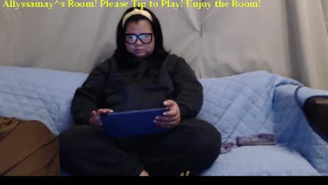 Allyssamay online show from February 22, 4:16 am
