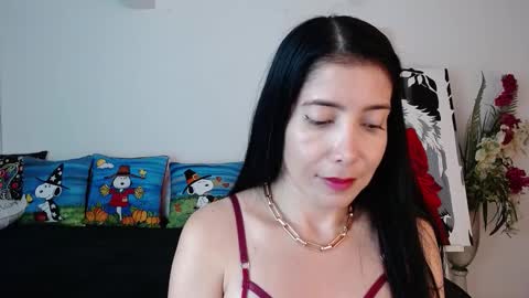 alma_art_ online show from October 15, 9:48 pm