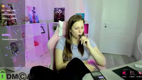 alma_jons online show from September 26, 12:07 am