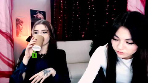 Almeya online show from January 30, 11:11 am