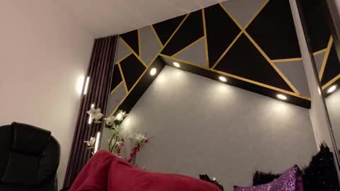 ALMMA online show from February 24, 7:19 pm