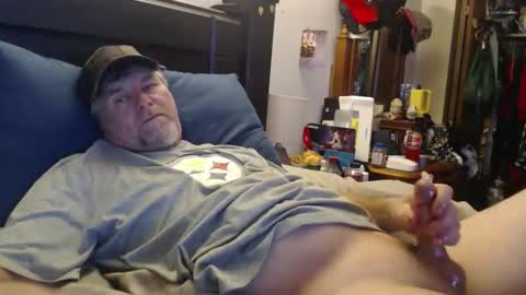 almostheaven online show from December 14, 1:17 pm