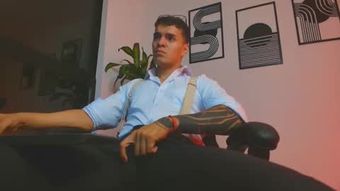 alpha_dominus_ online show from June 9, 3:28 am