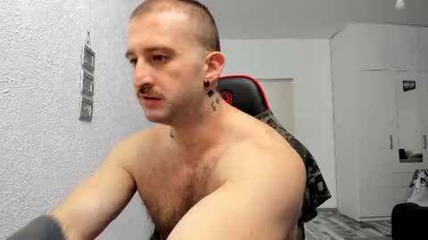 MuscleGod online show from July 15, 5:56 am