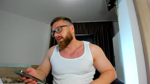 Alphaalexxx Lets reach Me 100 thumbs up online show from June 4, 3:18 pm