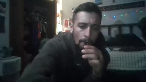 Snapshot of alphadomcole chatting on October 22, 12:47 am alphadomcole online show from October 22, 12:47 am