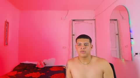 alphadominantx online show from April 17, 10:45 pm