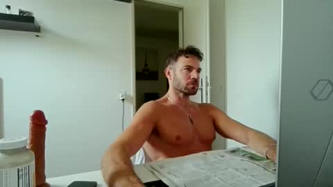 alphah_hunk online show from May 30, 9:19 am